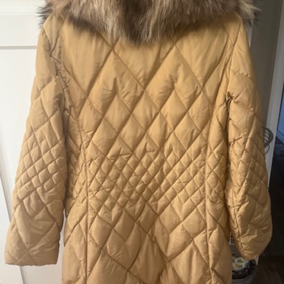 Postcard Nylon Feather Down/Authentic Fox Trim/BRAND NEW - SIZE M - Picture 15 of 16